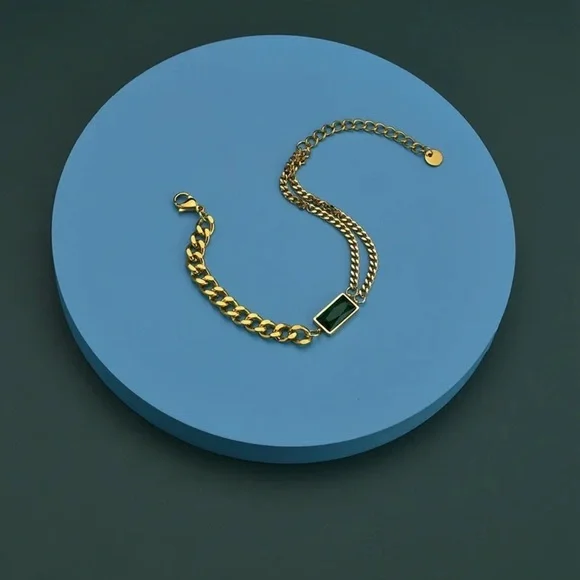 HIGH Quality Simple Hip-Hop Titanium Steel Green Square Zircon Bracelet - Picture 10 of 11